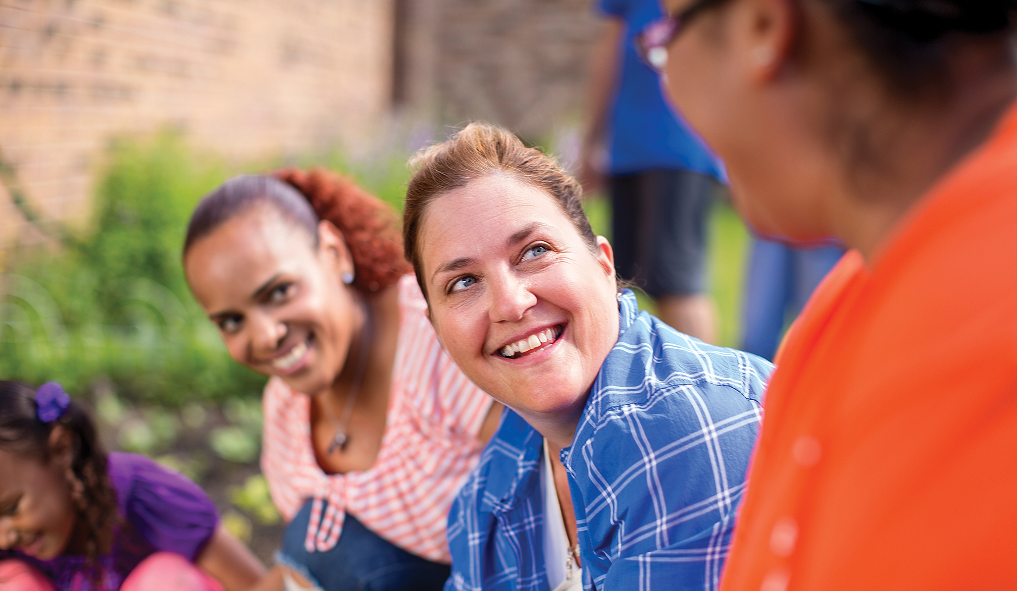 YMCA staff updating member on news 