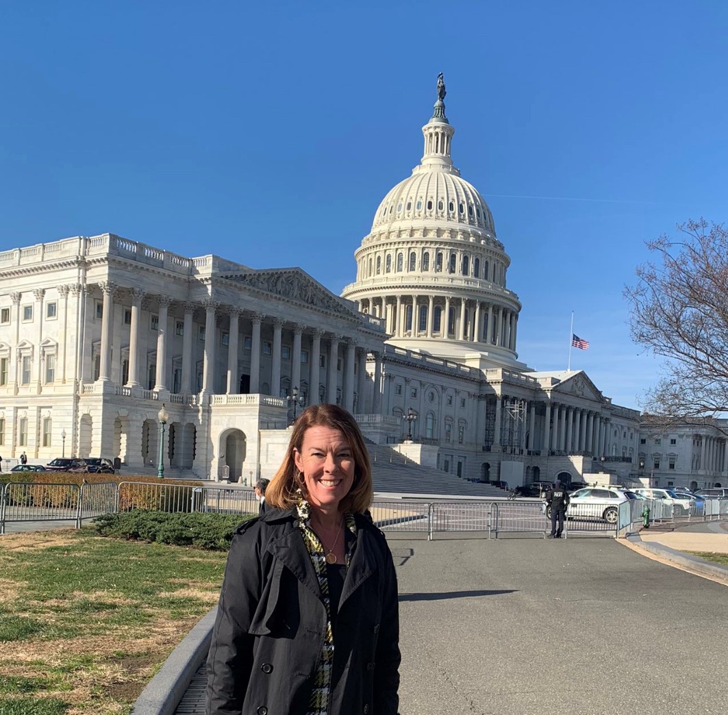 Suzanne in front of Congress