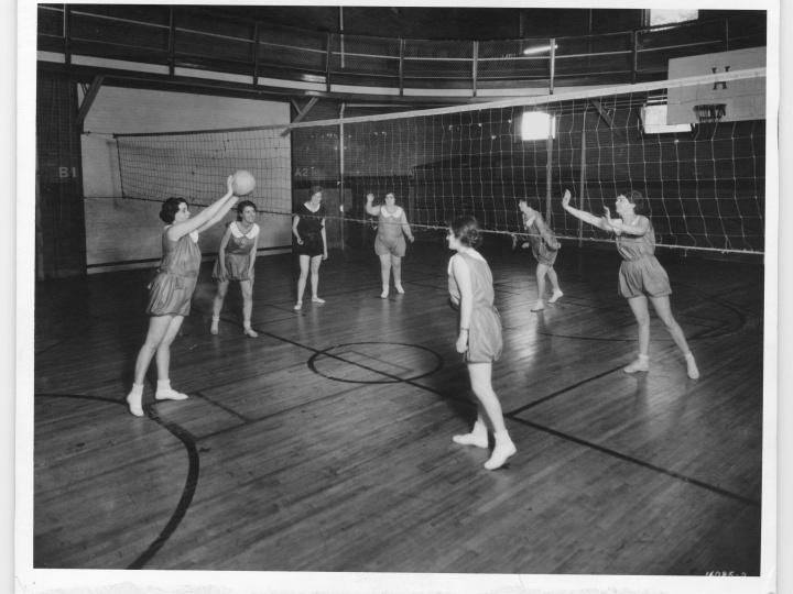 women playing volleyball