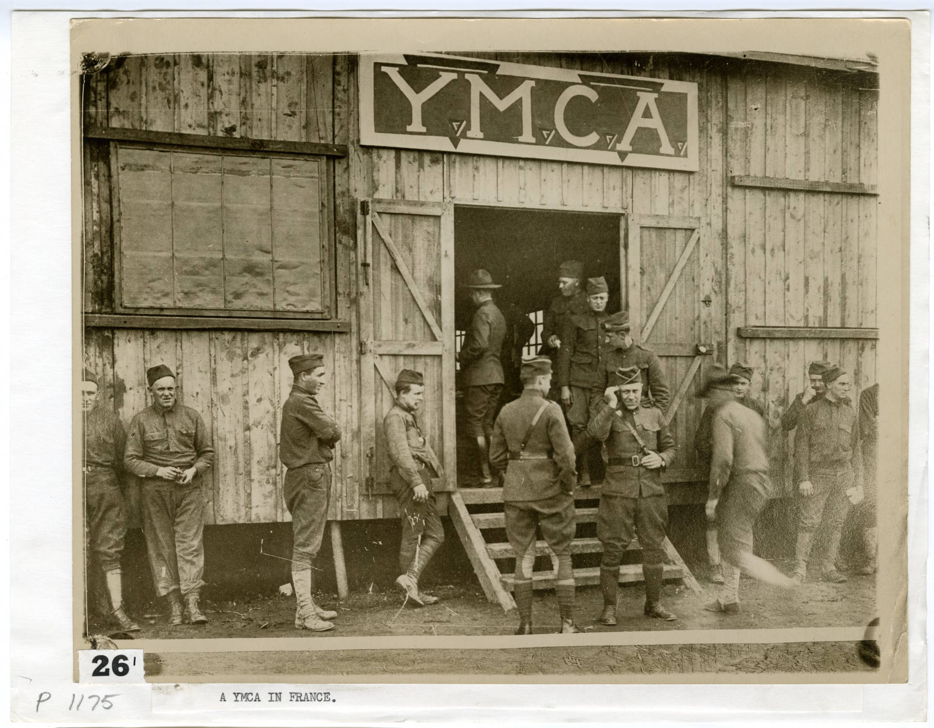YMCA servers soldiers overseas during World War 1 YMCA servers soldiers overseas during World War 1
